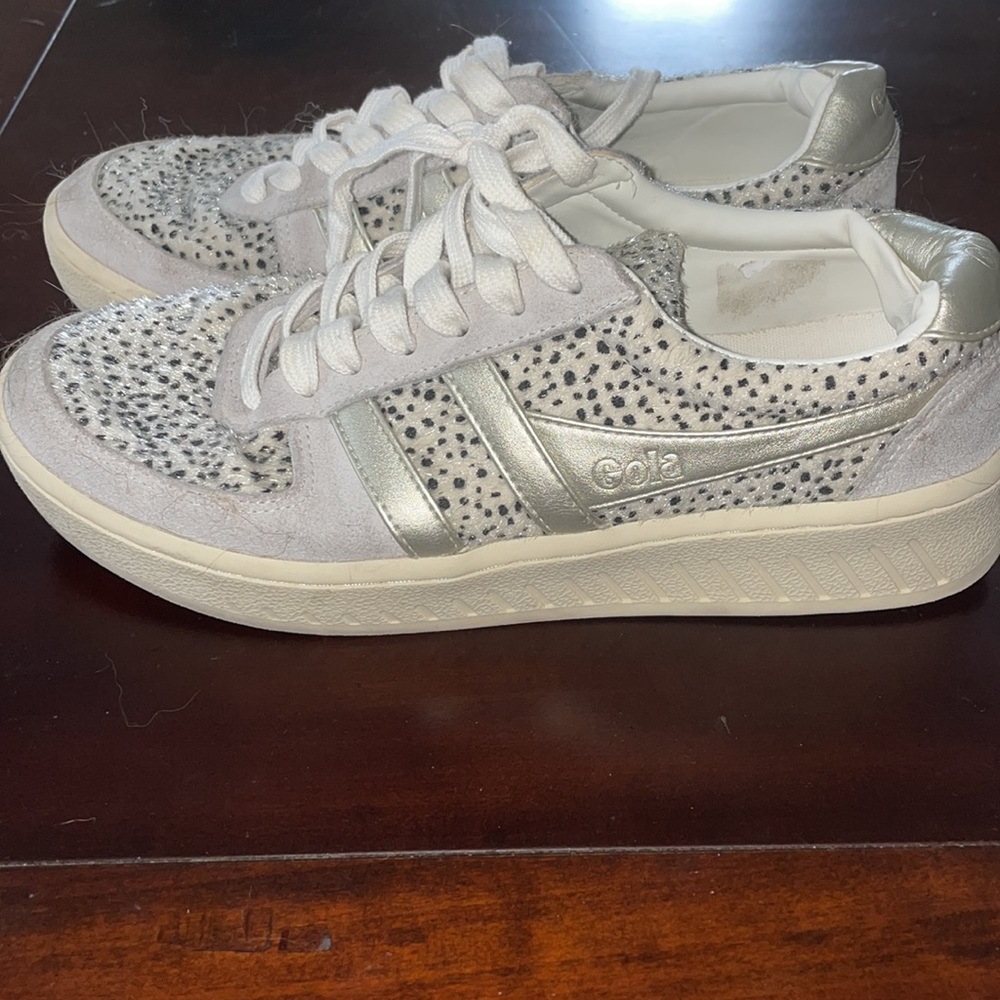 Gola sneakers size 9